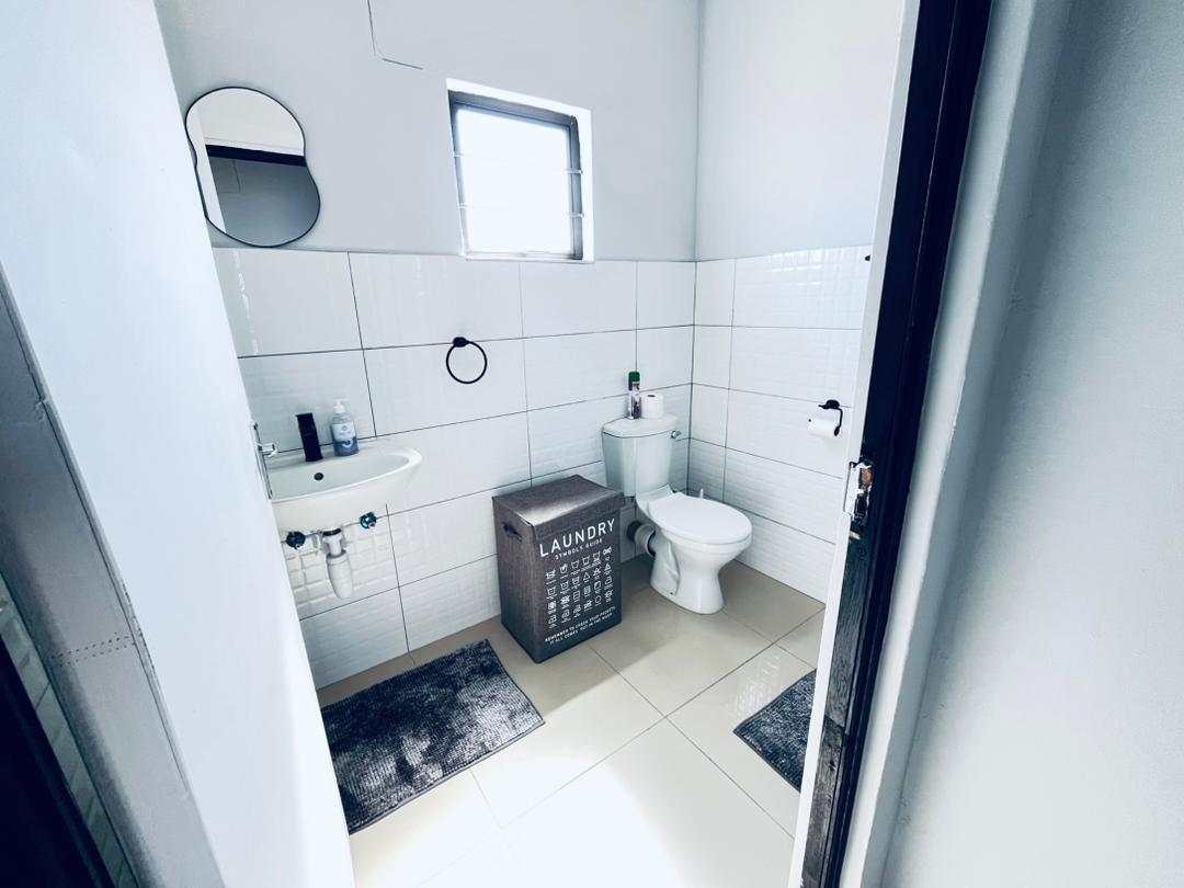 1 bedroom self-catering unit, sleeps up to 3 people